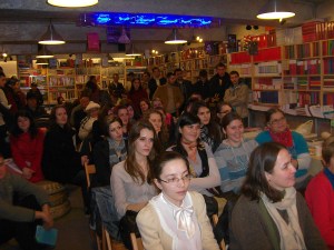 Lansarea romanului "" Eroi locali "