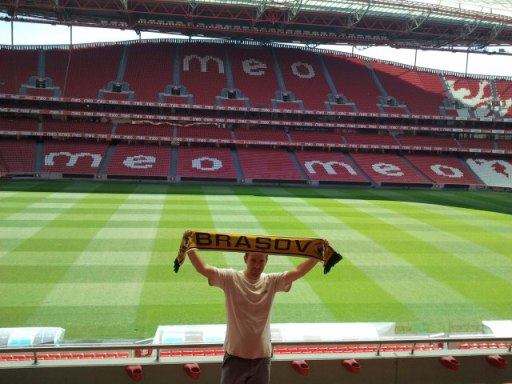 El e Marius. Unii din voi l-aţi putea ştii după numele de "Moro". 