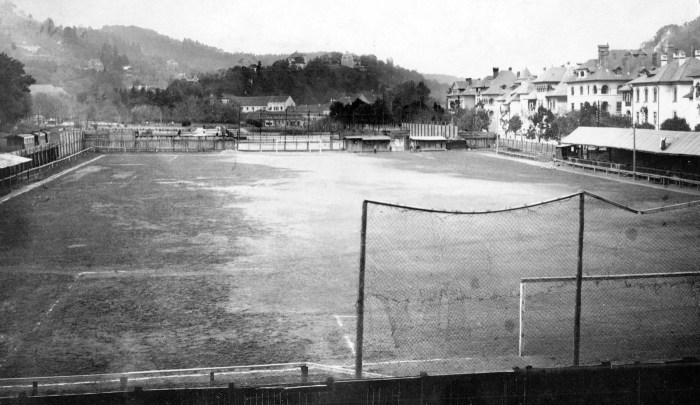 Stadion_Brasovia_[AE-G-8a]