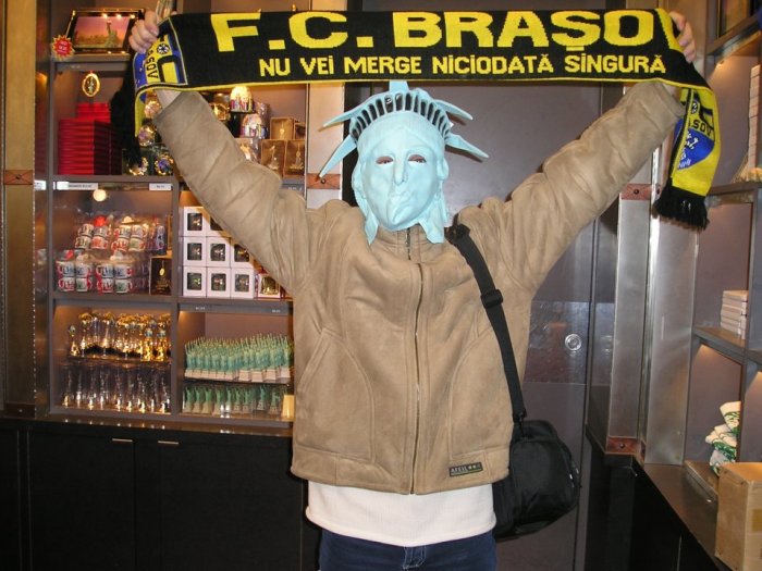 din ciclul nu toti romanii din america tin cu steaua